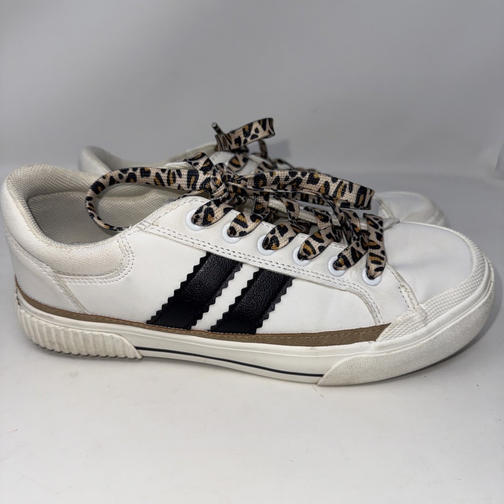 Hey Girl Corkys Women's Shoes Sneakers White Black Stripe Leopard Shoelaces 7.5